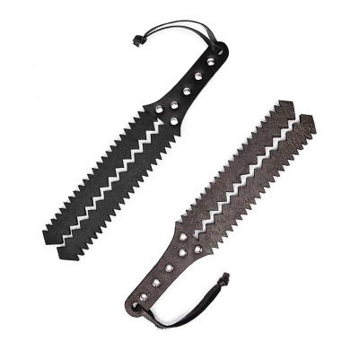 Sexy Paddle First Layer Cowhide Gay Sm Bdsm Spanking Whip Sex Saw Shaped Flogger  Accessories